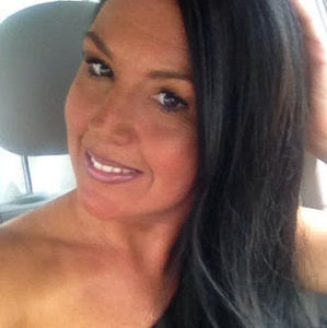 Meet your Posher, Carrie lynn